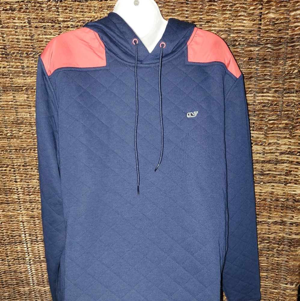 VINEYARD VINES